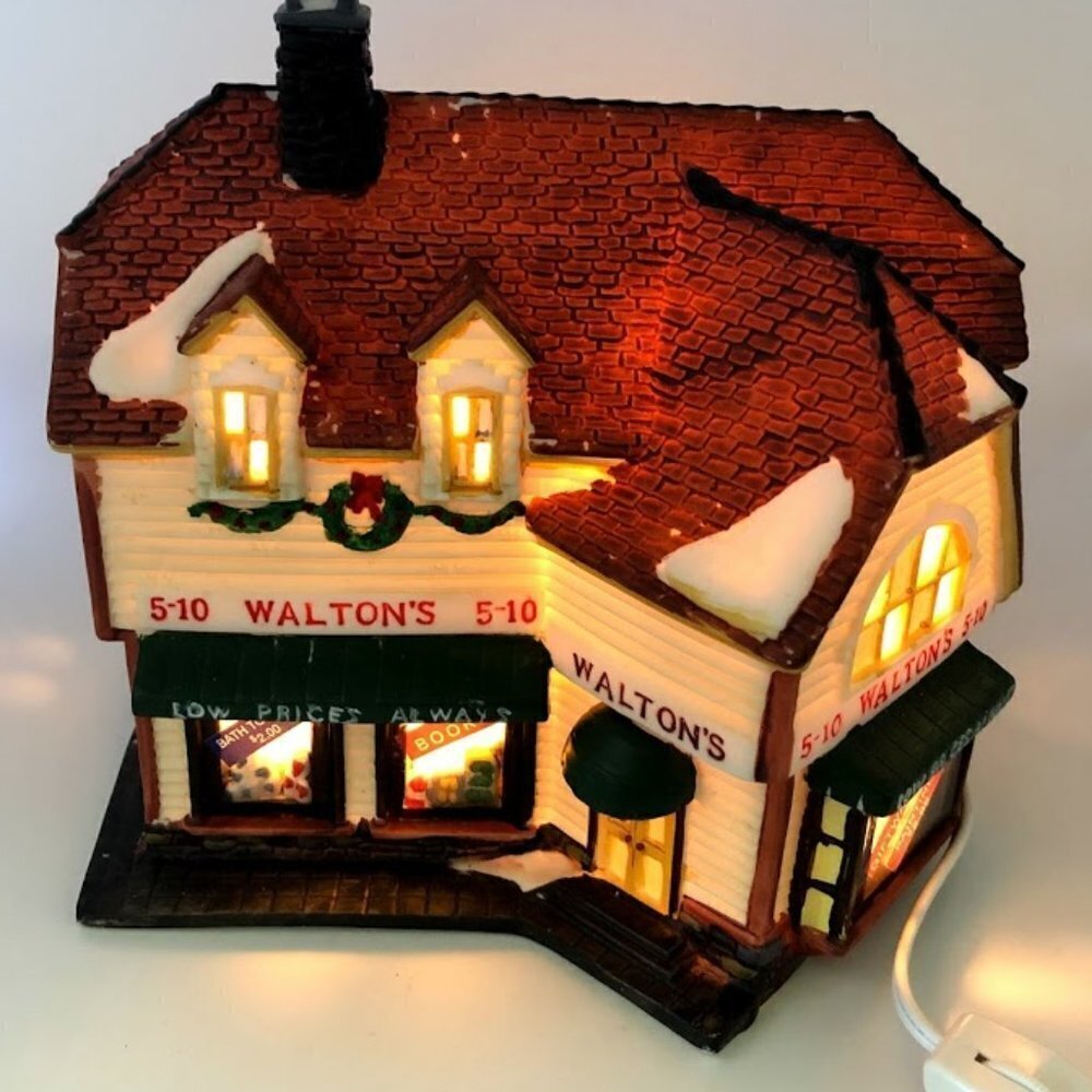 Walton’s 5 & 10 Five and Dime Lighted Christmas Village House Collector Edition